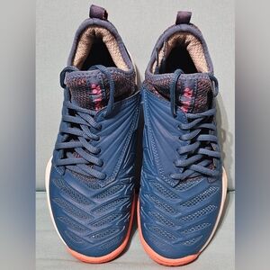 Women's Size 6.5 Yonex Fusion Rev 3 Sneakers